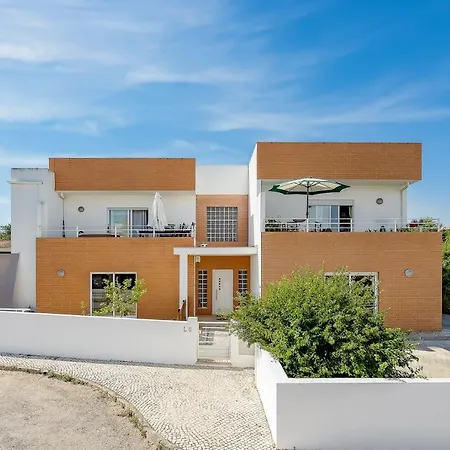 Casavau Apartment *